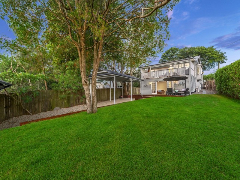 48 Ashgrove Crescent, Ashgrove QLD 4060