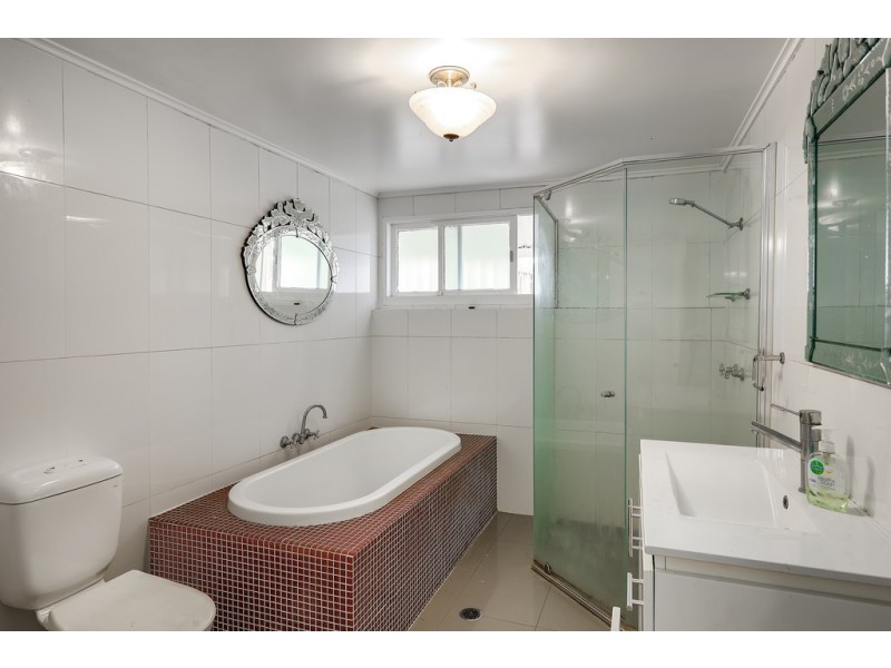 73 Maygar Street, Windsor QLD 4030