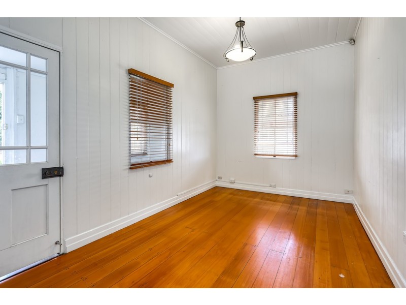 73 Maygar Street, Windsor QLD 4030