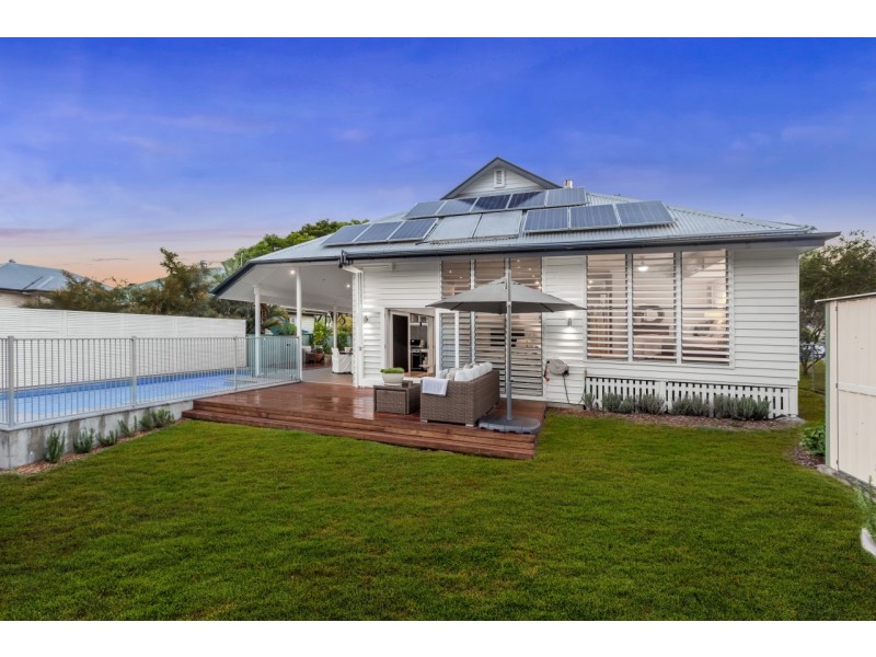 7 Handcroft Street, Wavell Heights QLD 4012