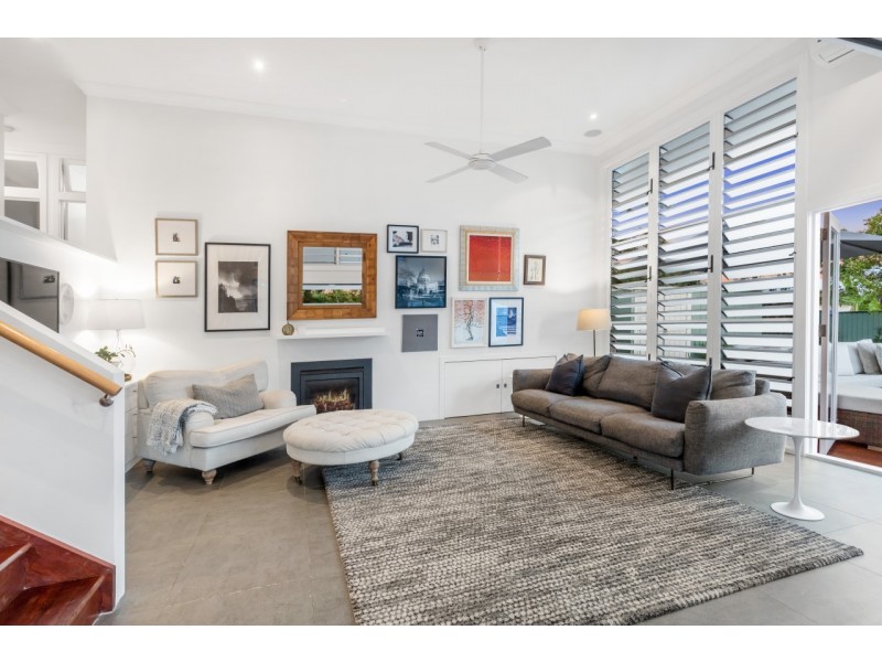 7 Handcroft Street, Wavell Heights QLD 4012