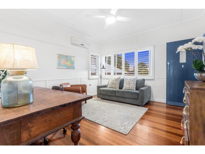 7 Handcroft Street, Wavell Heights QLD 4012