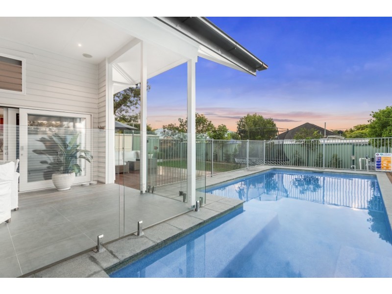 7 Handcroft Street, Wavell Heights QLD 4012