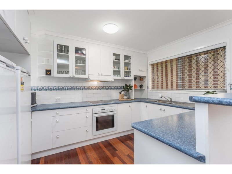 9 Woorama Road, The Gap QLD 4061