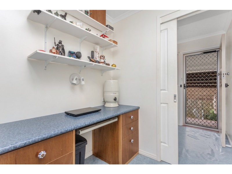 9 Woorama Road, The Gap QLD 4061