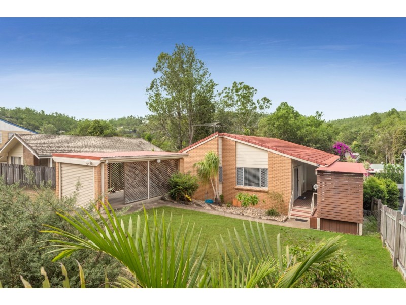 9 Woorama Road, The Gap QLD 4061