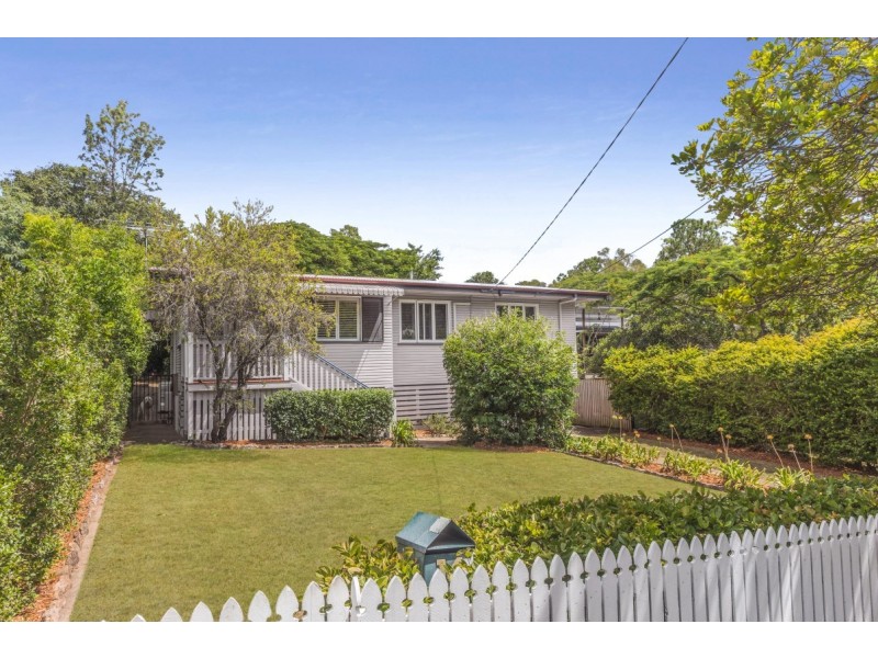 14 Aldwych Street, Stafford Heights QLD 4053