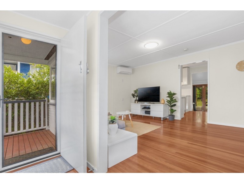 14 Aldwych Street, Stafford Heights QLD 4053