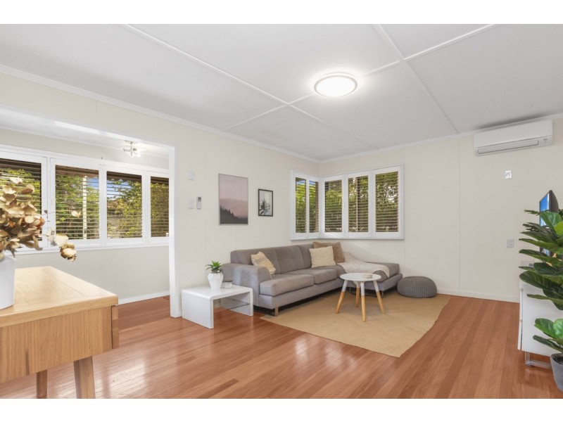 14 Aldwych Street, Stafford Heights QLD 4053