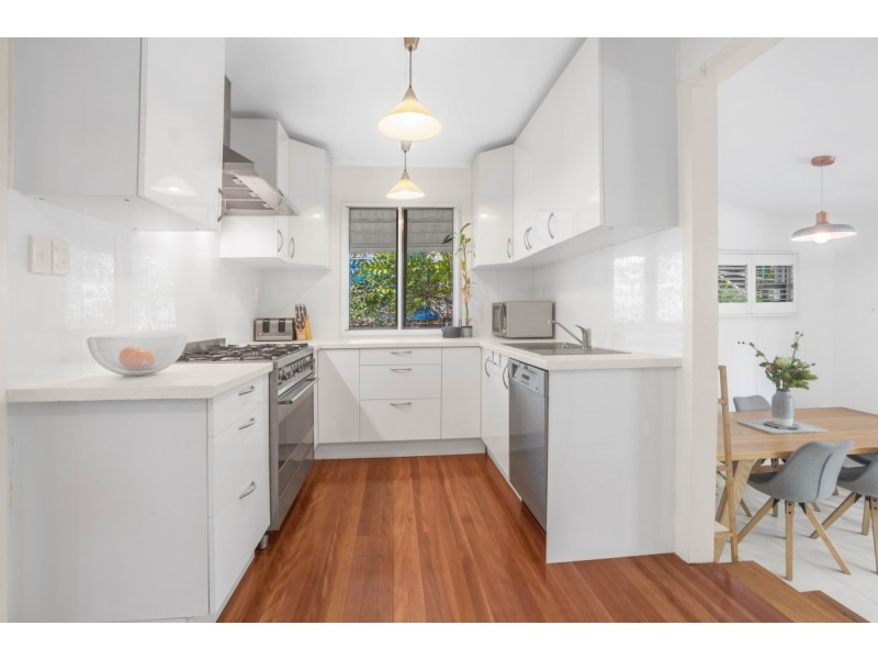 14 Aldwych Street, Stafford Heights QLD 4053