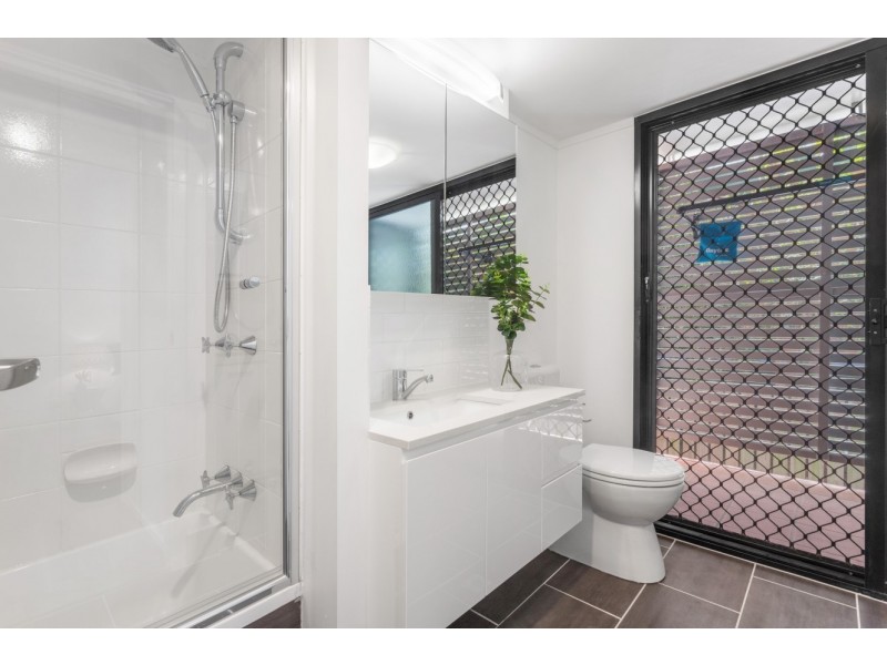 2/23 Heather Street, Wilston QLD 4051