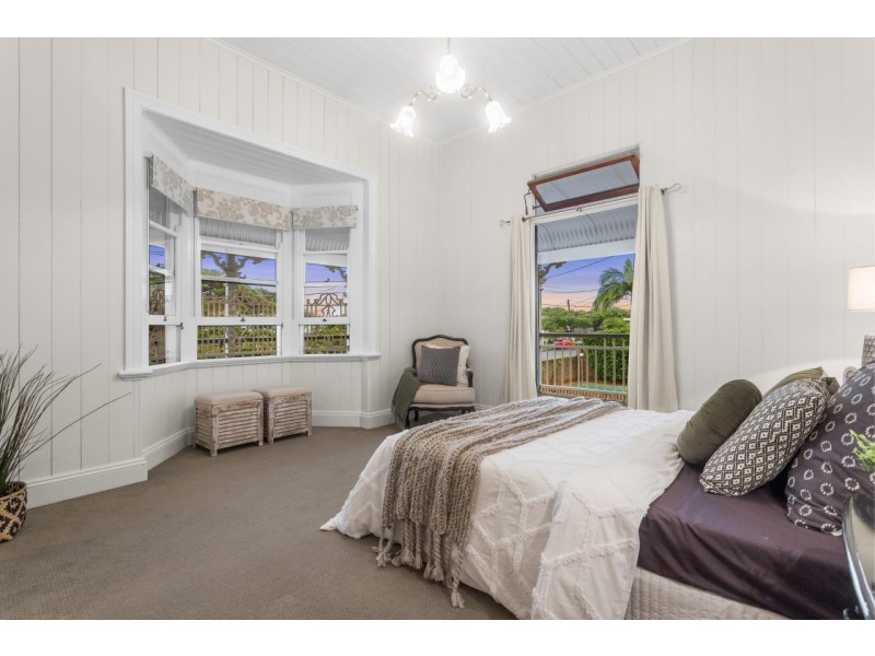 9 Roseby Avenue, Clayfield QLD 4011