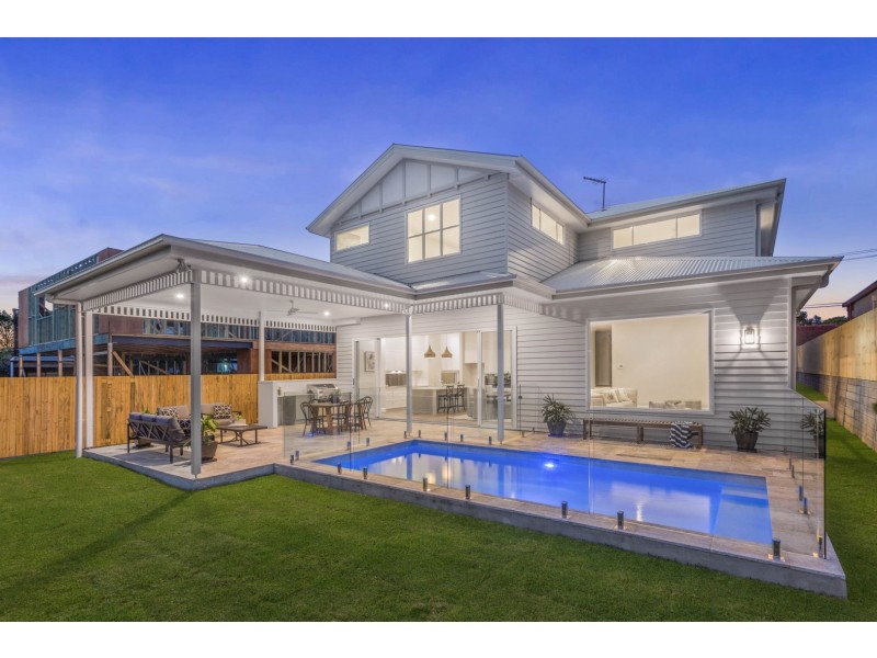 31 Agincourt Street, Grange QLD 4051