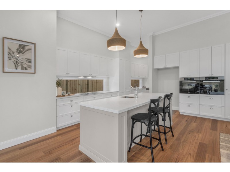 31 Agincourt Street, Grange QLD 4051