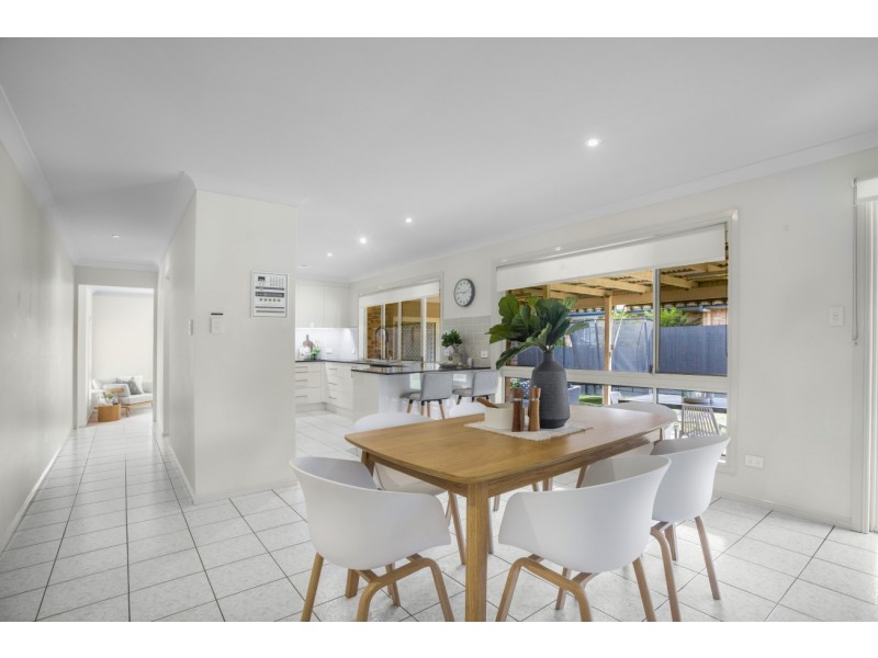 1 Lytham Court, Albany Creek QLD 4035