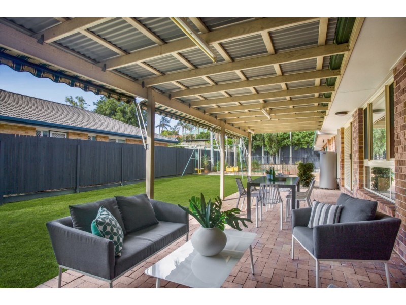 1 Lytham Court, Albany Creek QLD 4035