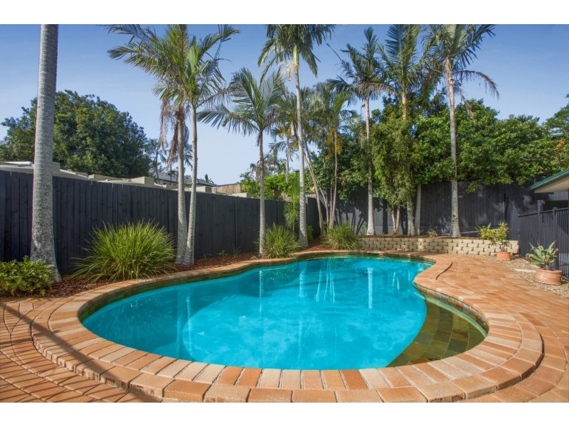 1 Lytham Court, Albany Creek QLD 4035