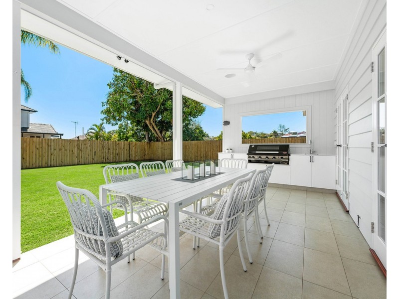 22 Luke Street, Wavell Heights QLD 4012