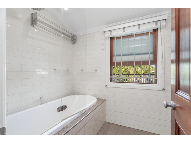 22 South Street, Newmarket QLD 4051