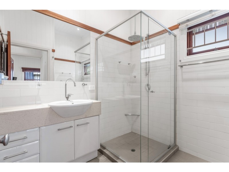 22 South Street, Newmarket QLD 4051