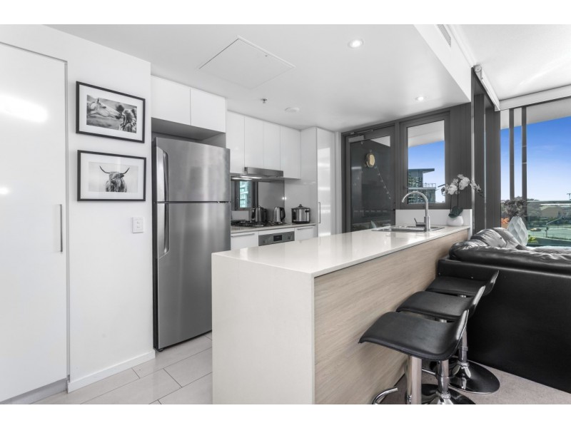 10506/8 Harbour Road, Hamilton QLD 4007