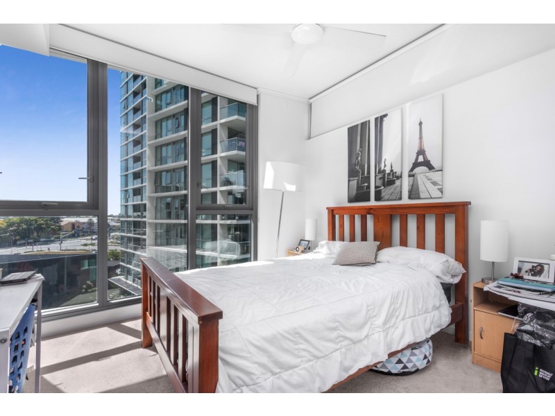 10506/8 Harbour Road, Hamilton QLD 4007