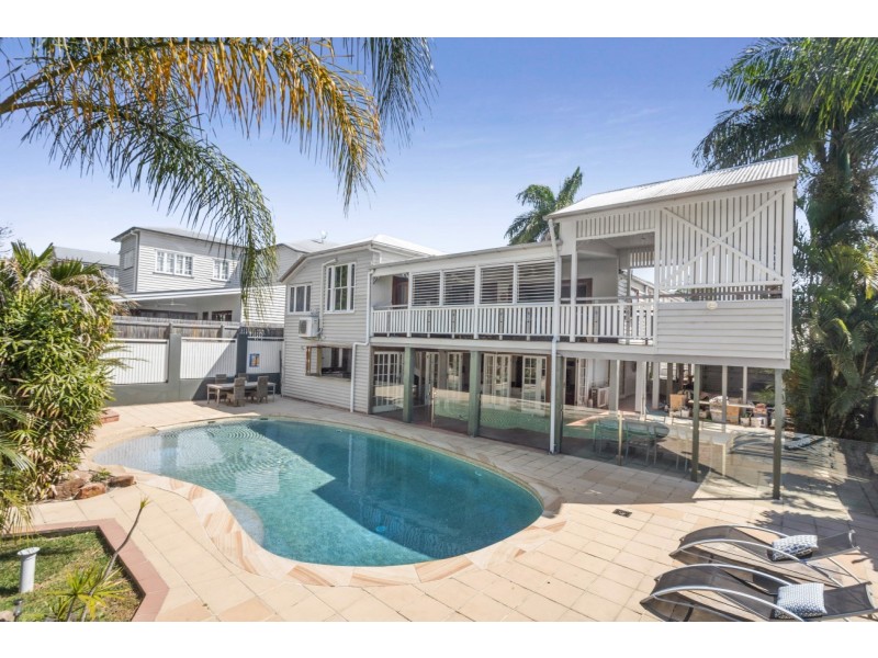 9 Meecham Street, Grange QLD 4051