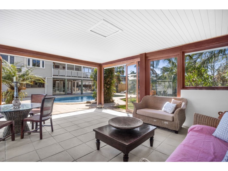 9 Meecham Street, Grange QLD 4051