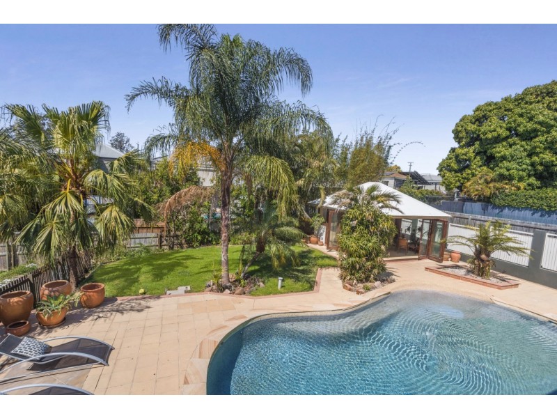 9 Meecham Street, Grange QLD 4051