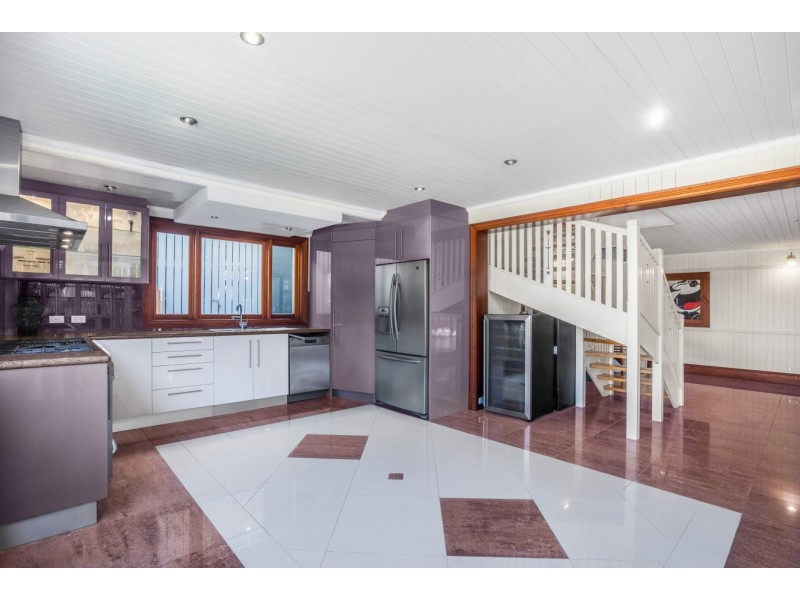 9 Meecham Street, Grange QLD 4051