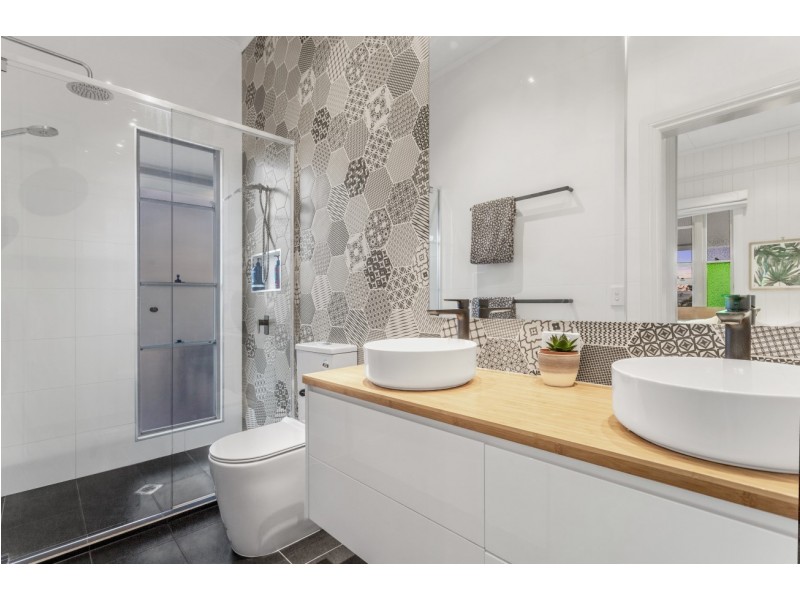 33 Brook Street, Windsor QLD 4030