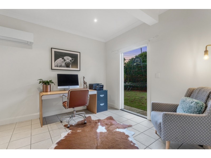 33 Brook Street, Windsor QLD 4030