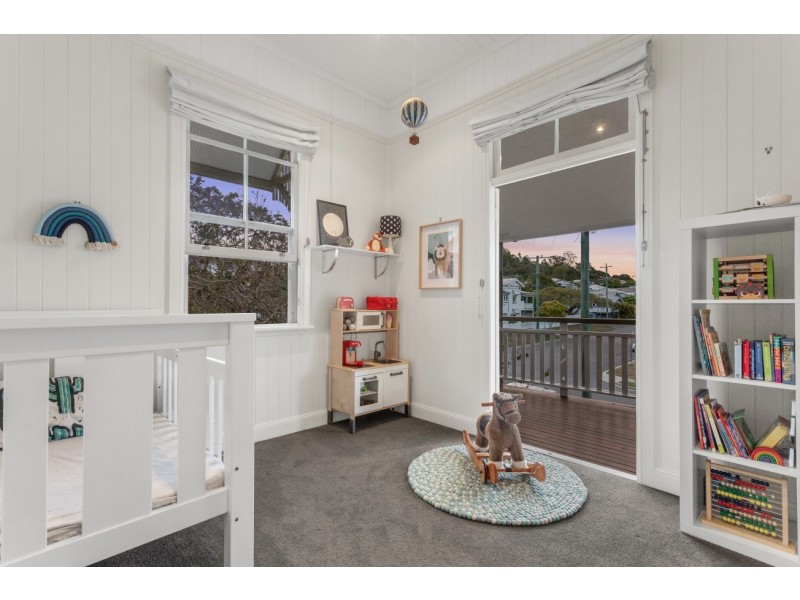 33 Brook Street, Windsor QLD 4030