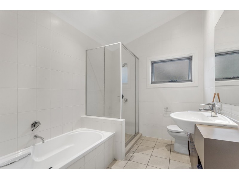 33 Brook Street, Windsor QLD 4030