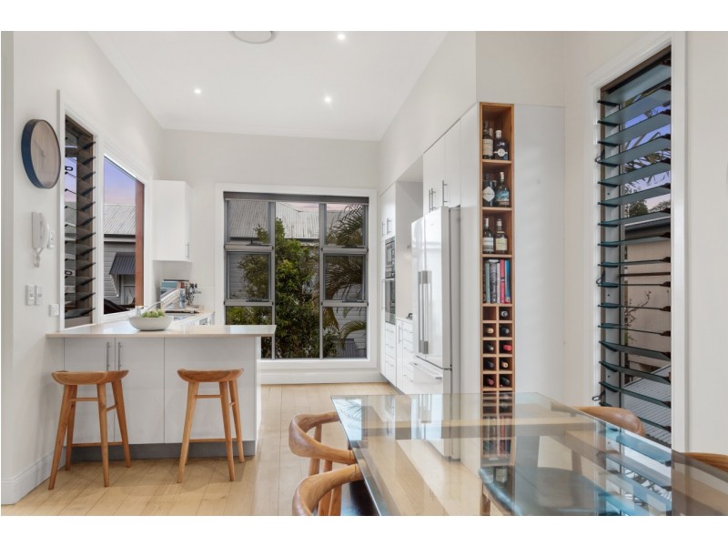 33 Brook Street, Windsor QLD 4030