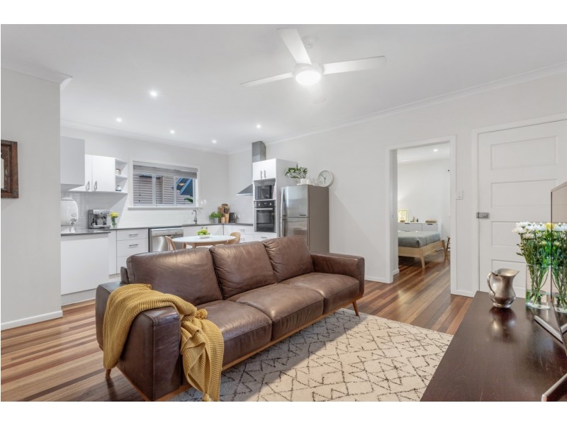 27 Wayland Street, Stafford QLD 4053