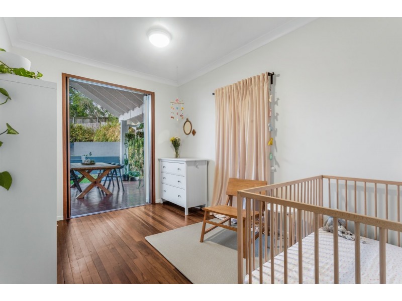27 Wayland Street, Stafford QLD 4053