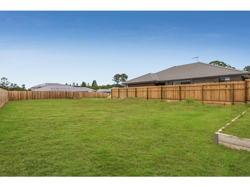 27 Harborough Street, Bridgeman Downs QLD 4035