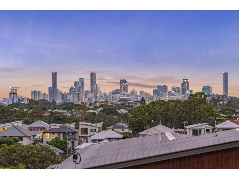 309 Rode Road, Wavell Heights QLD 4012