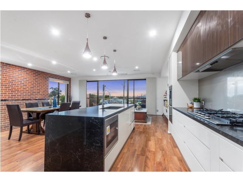 309 Rode Road, Wavell Heights QLD 4012