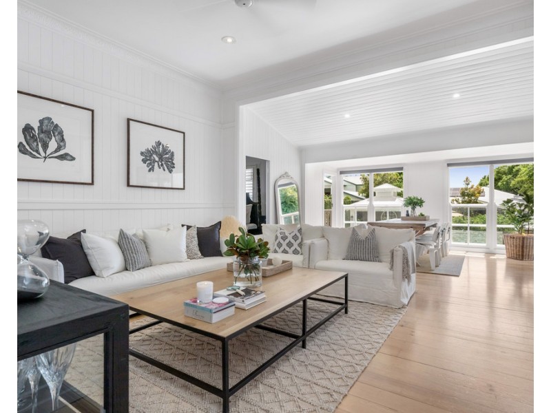 66 Hipwood Road, Hamilton QLD 4007