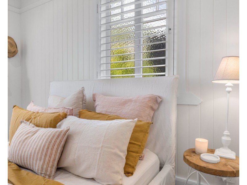 66 Hipwood Road, Hamilton QLD 4007