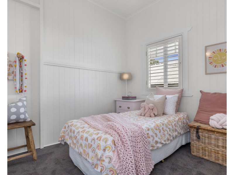 66 Hipwood Road, Hamilton QLD 4007