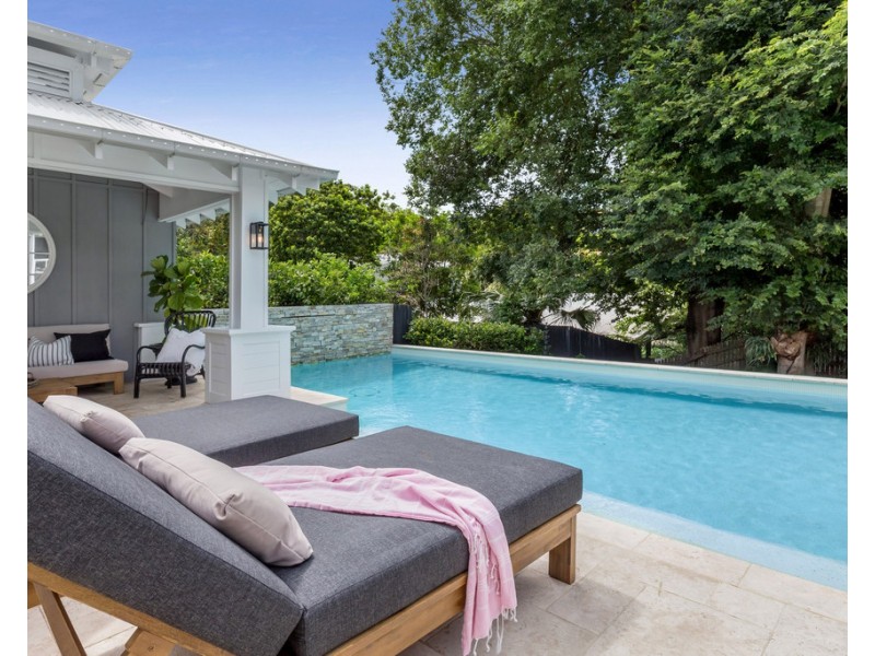 66 Hipwood Road, Hamilton QLD 4007