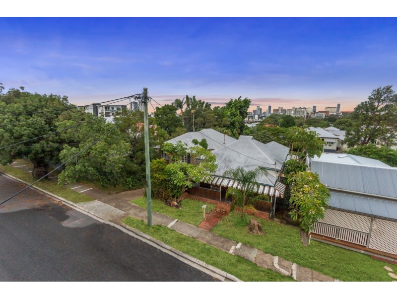 10 Walker Street, Windsor QLD 4030