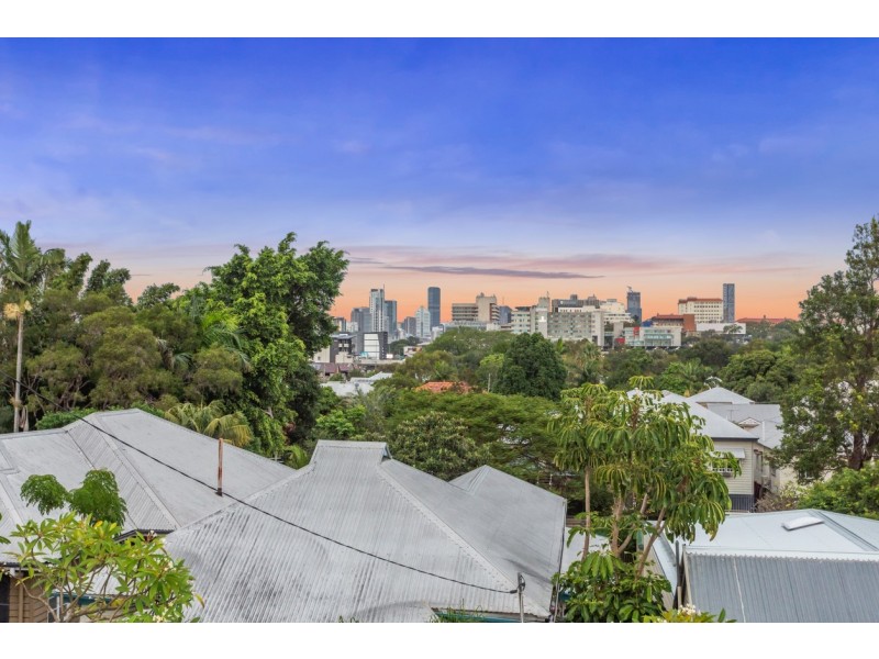 10 Walker Street, Windsor QLD 4030
