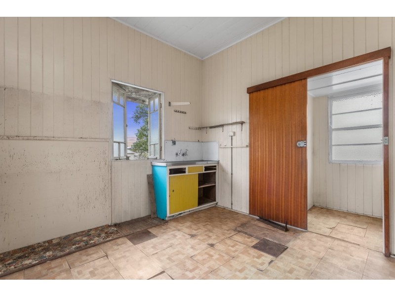 10 Walker Street, Windsor QLD 4030