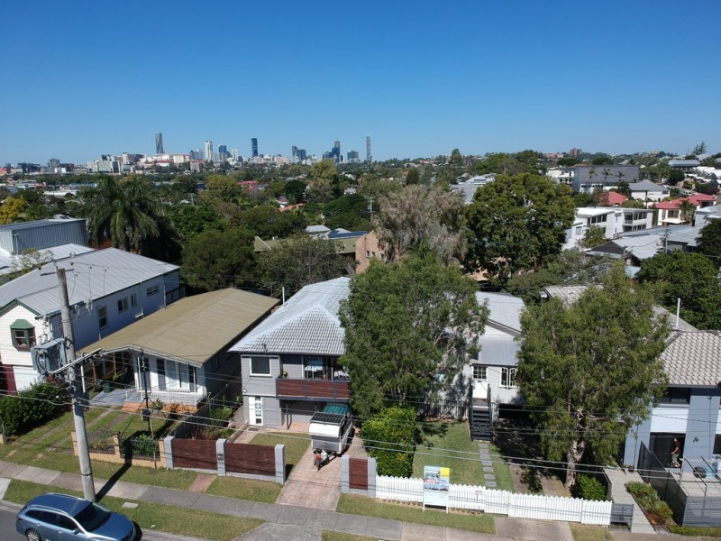 15 Fifth Avenue, Wilston QLD 4051