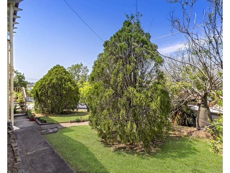 57 Days Road, Grange QLD 4051