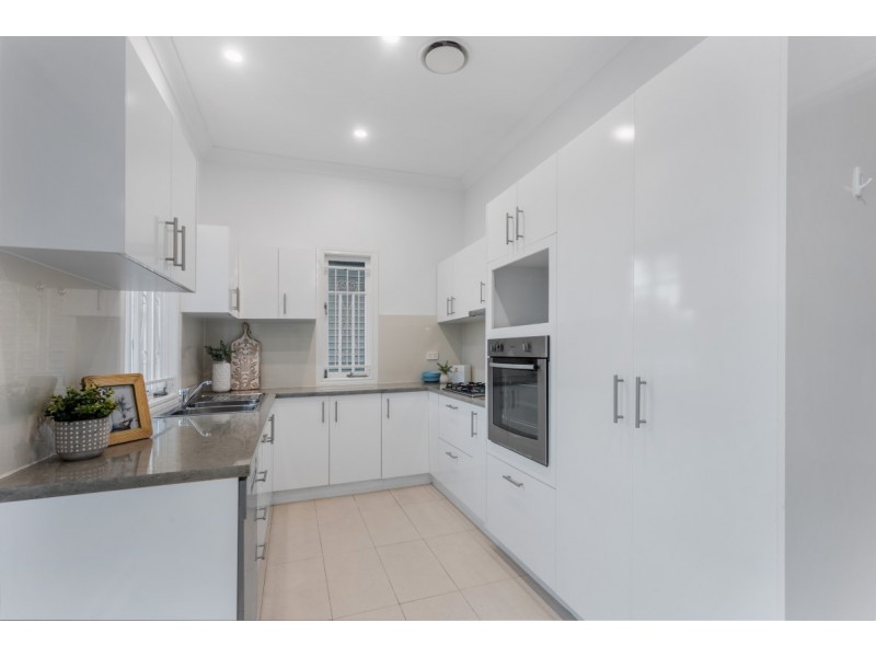 38 Cramond Street, Wilston QLD 4051